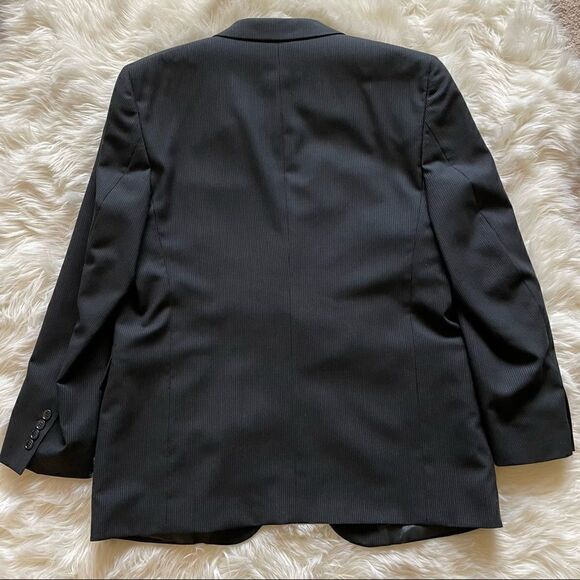 John Weitz Studios Pencil Stripe Wool 2 Piece Suit Black Size 42R Portly - Picture 10 of 13